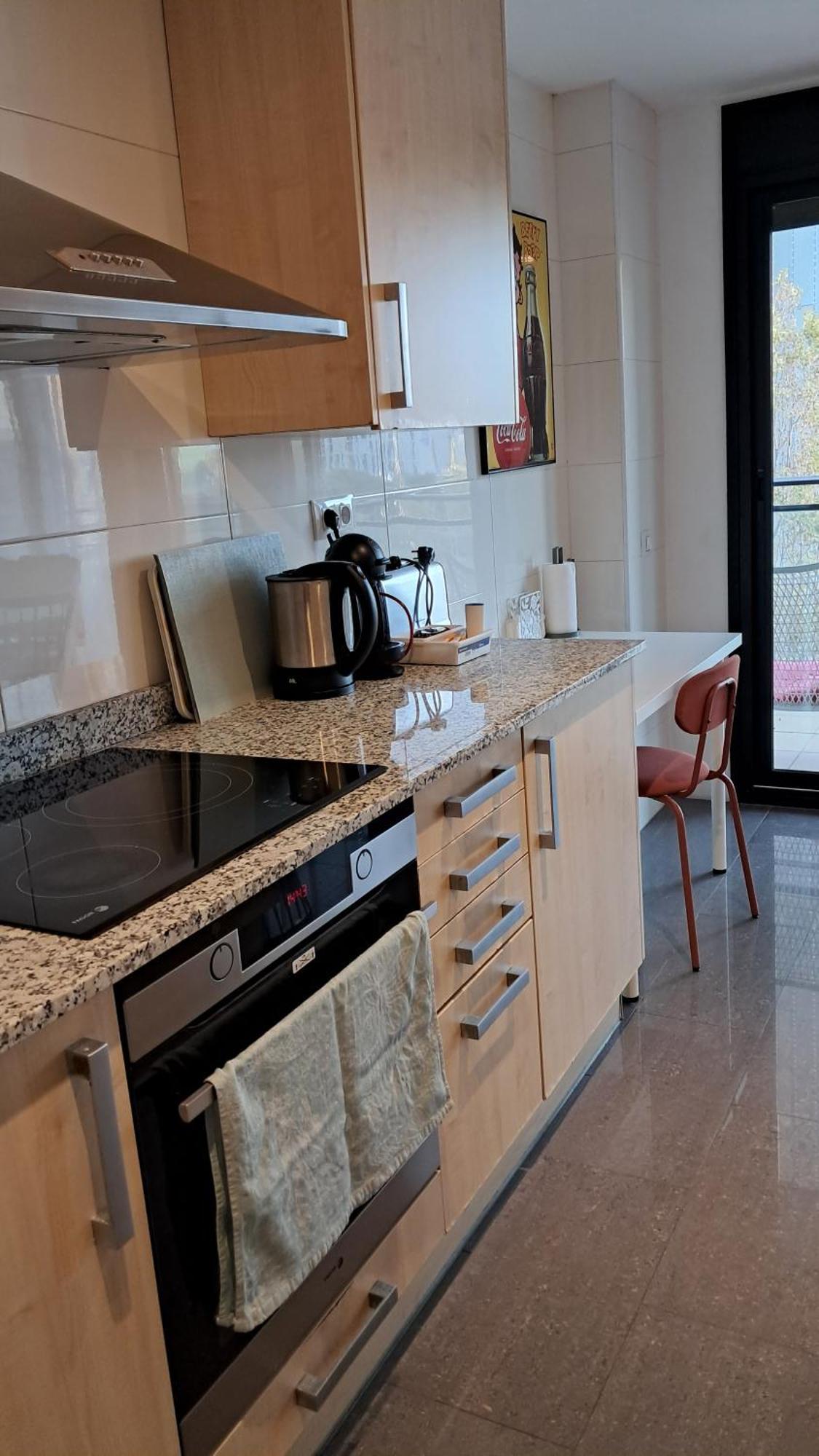 Modern Apartment, With Parking, Close To The Beach!! Сант Адриа де Бесос Екстериор снимка